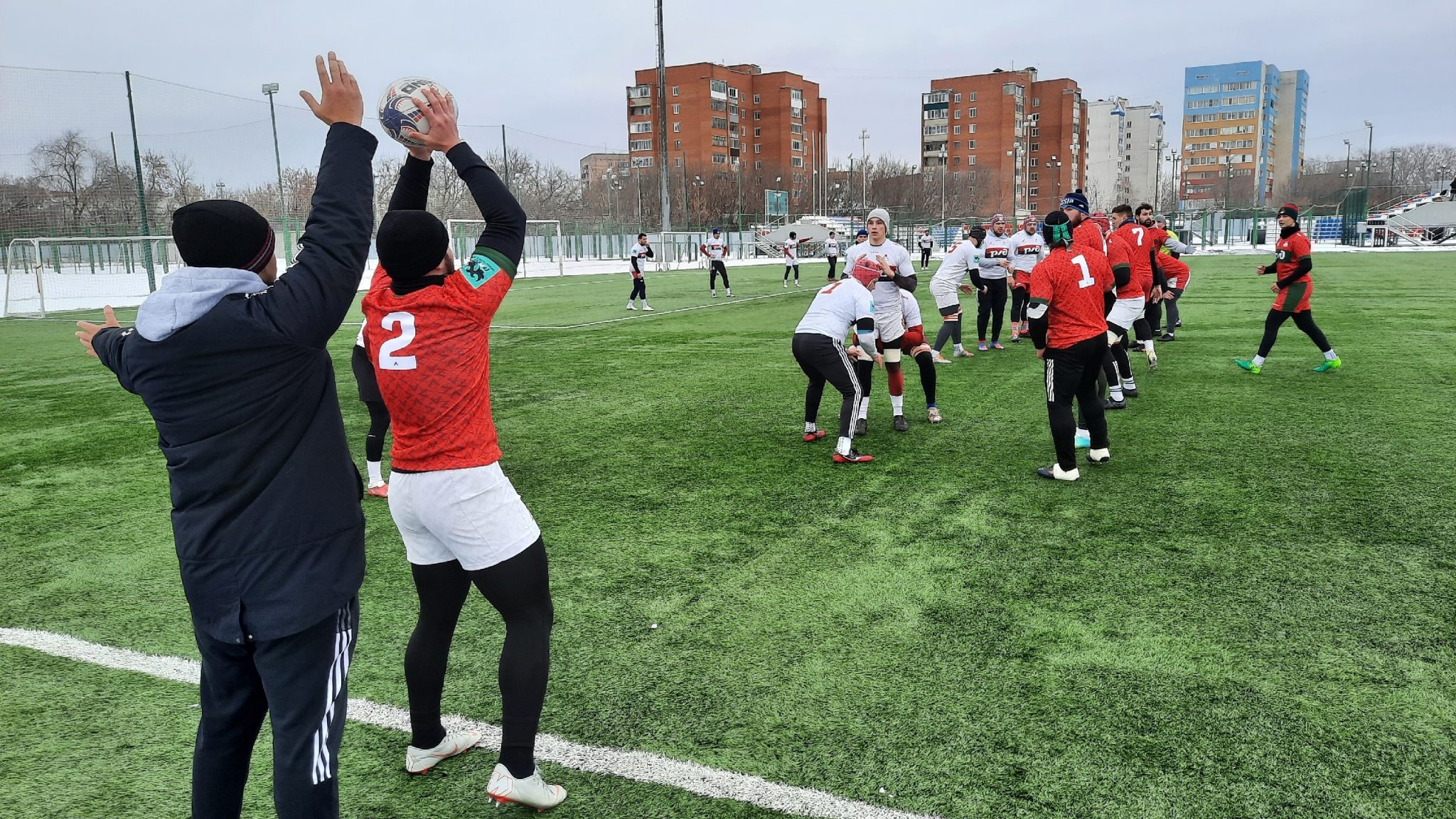 Рк локомотив пенза сайт. Стадион Локомотив Пенза. РК Локомотив Пенза. Стадион поле.